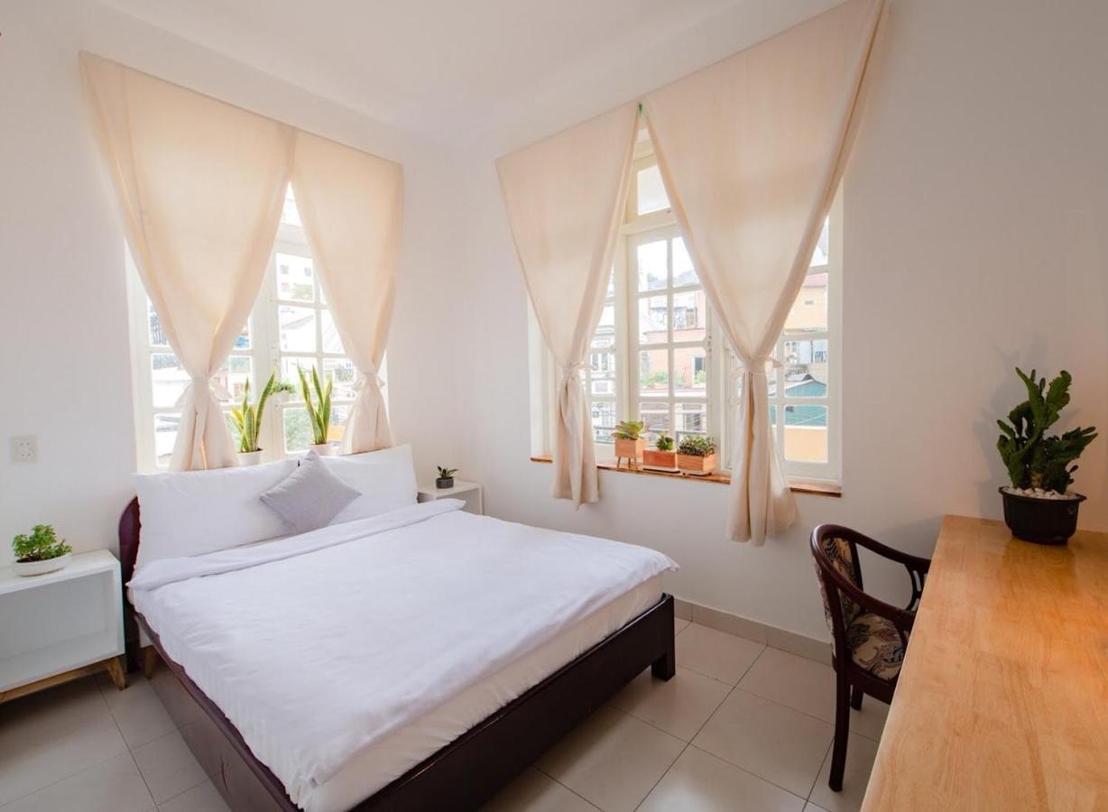 Pines Hotel Dalat Bagian luar foto